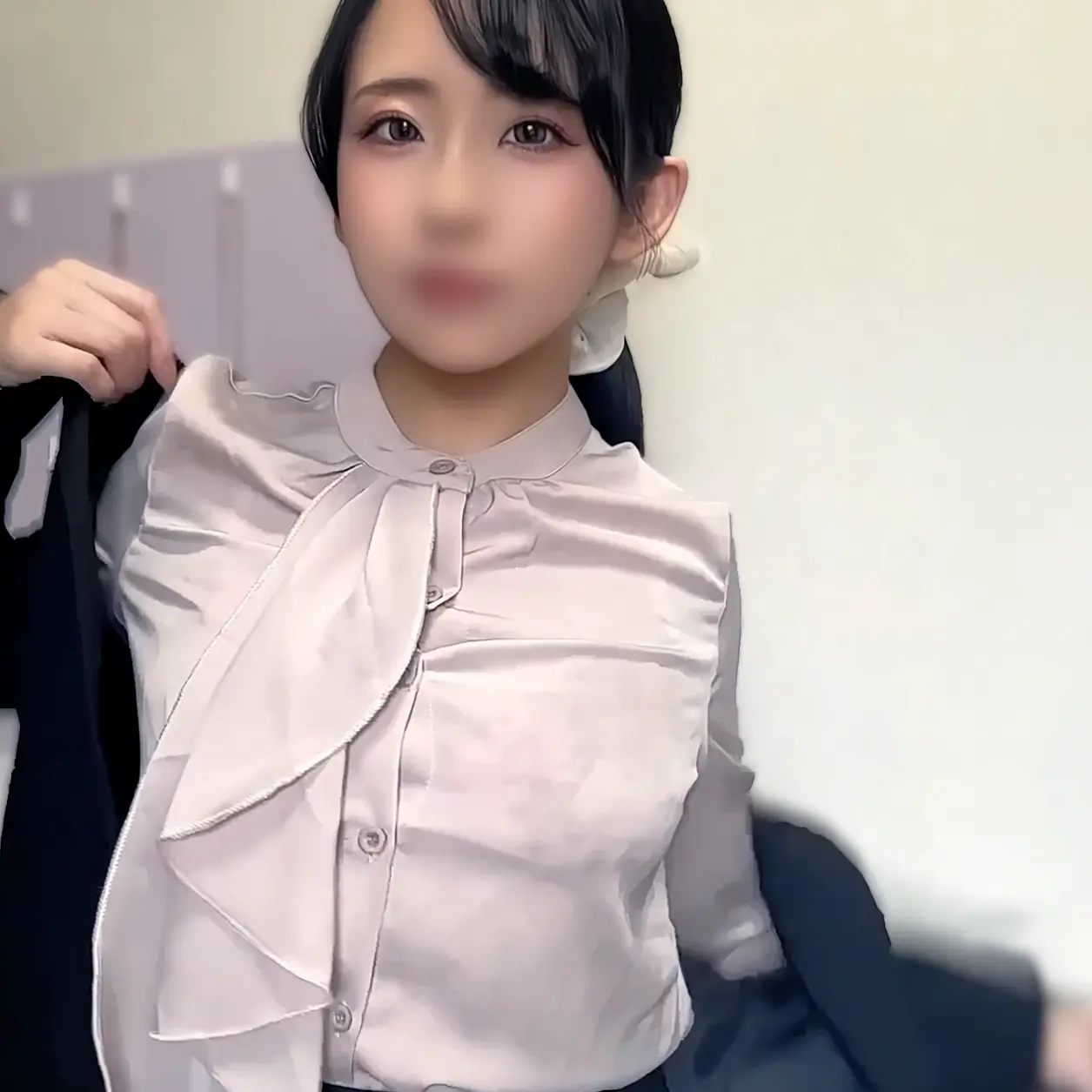 ※本編顔出しです朝起きて会社に行く...