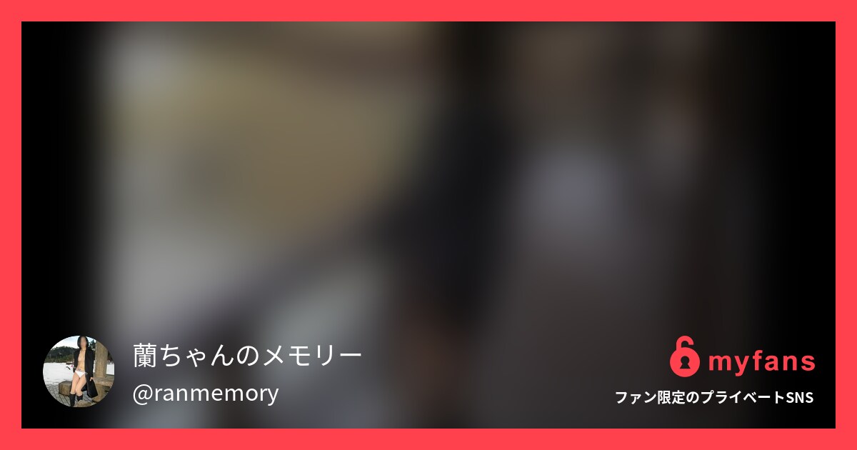 某観光施設の中です。ミニスカにノー...