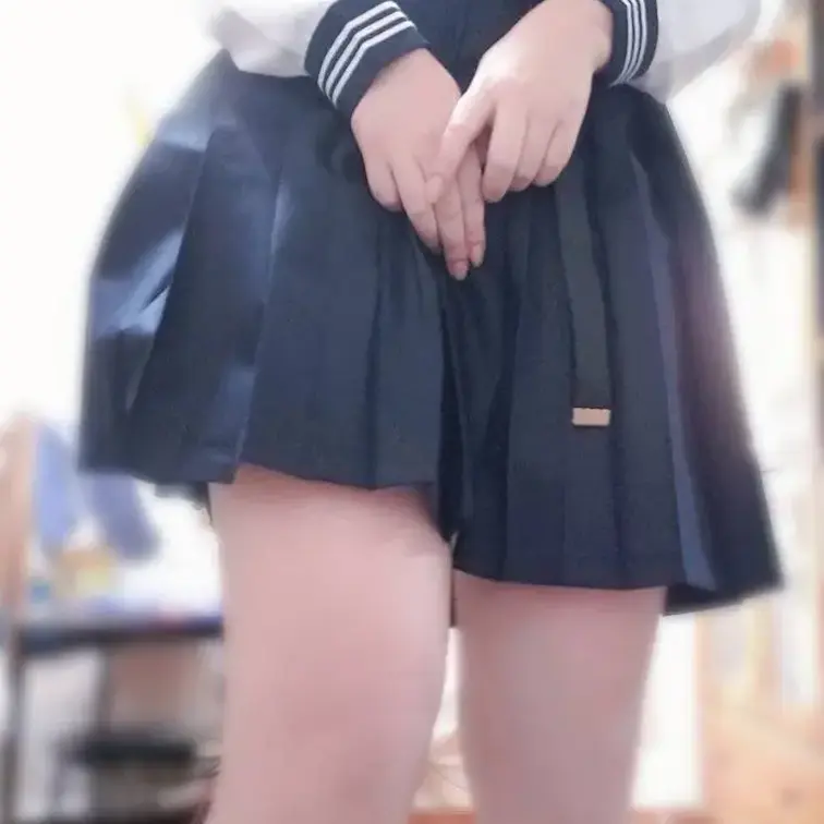 えちち画像10枚セット
〜コスプレ・おっぱい・脱ぎ脱ぎまで〜