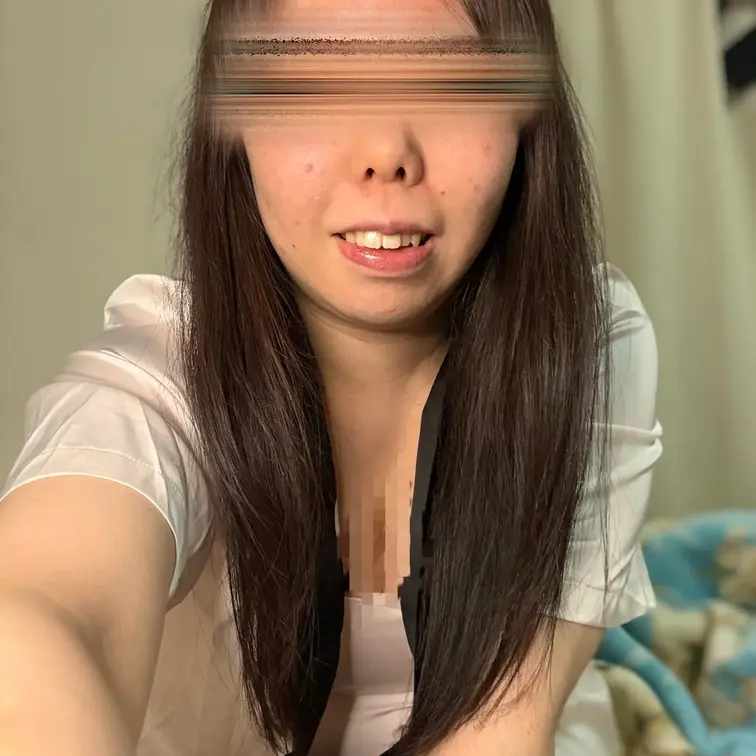 はじめての動画です🥺

ちょっと緊張してるけど、見てくれたら嬉しいなって思って撮りました

こういう時間、少しで