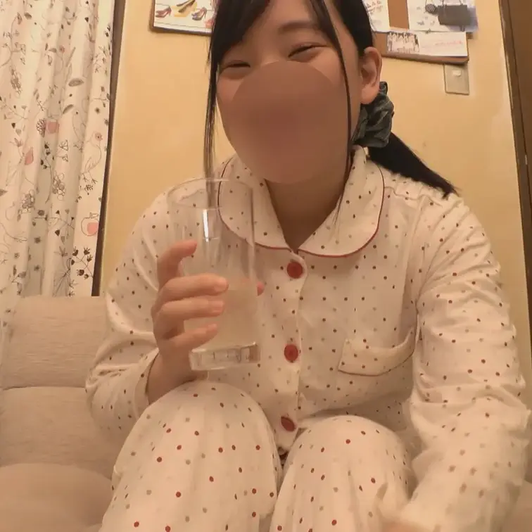 今日もお勤めご苦労様！乾杯🍻 金オナｗ (1/2)