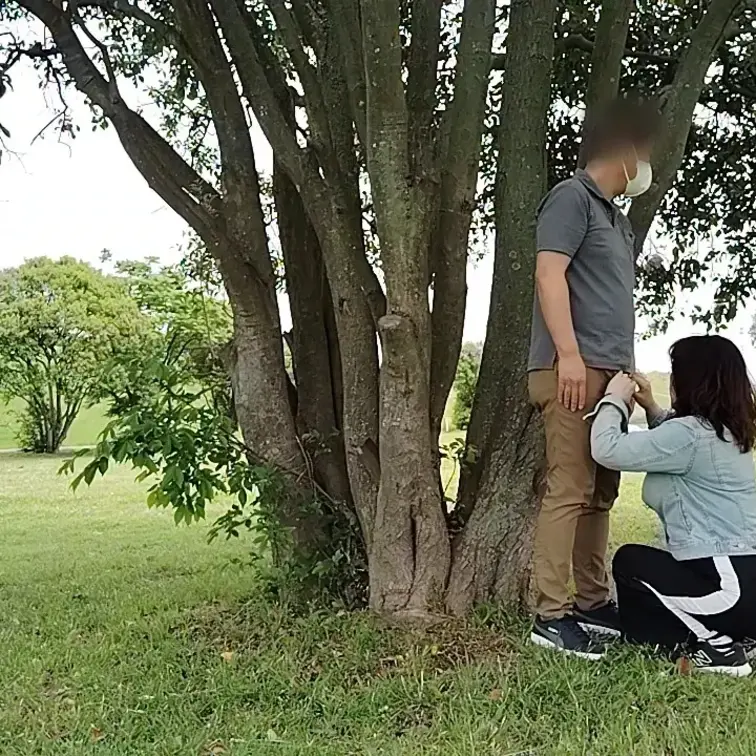 ♥️露出♥️埼玉露出　再びフェラ奉仕

やっぱりここでも求めてくる
「ちょっとここてもしゃぶって」
もういつもの