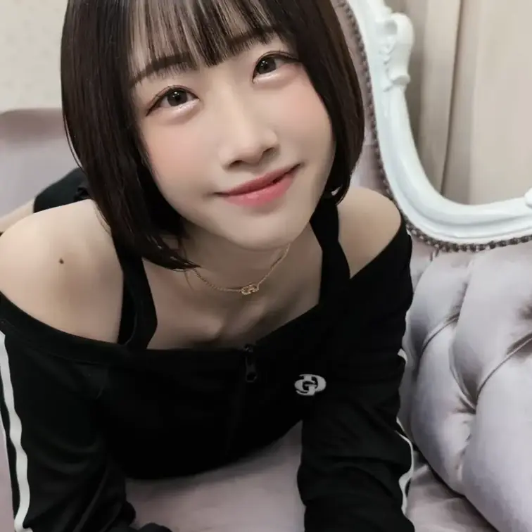 ねえ、デートしよ？