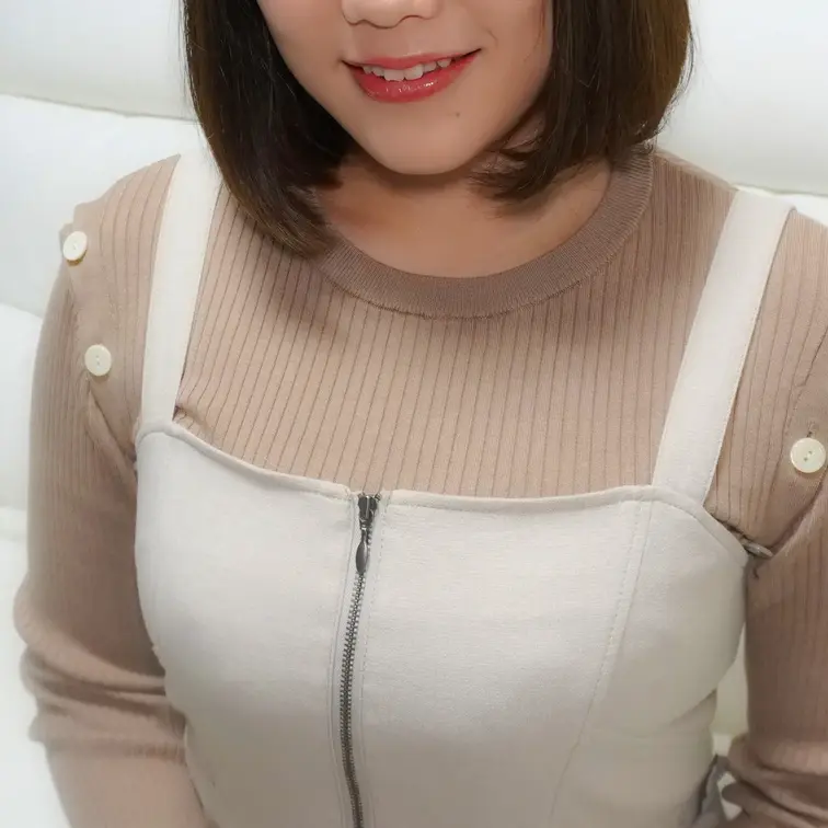 爆乳 Iカップの「さなちゃん」25歳との
イチャラブSEX動画①