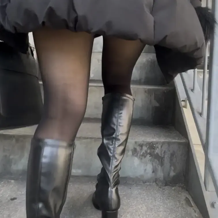 ご飯食べに行った♡
この後、家でフェラさせられるんだけど
見たいですか？🥺