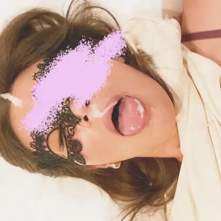 年下セフレ君にいいなり浮気妻♡
【本編動画】

久しぶりに会う年下セフレ君♡
いっぱいイカせてもらって
大好き