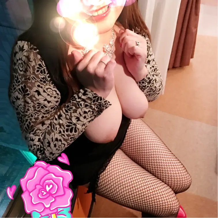おはようございます☀
最新作が公開になりめちゃくちゃ大人気過ぎて
ショート動画から誕生日イベントをしていますが
逆