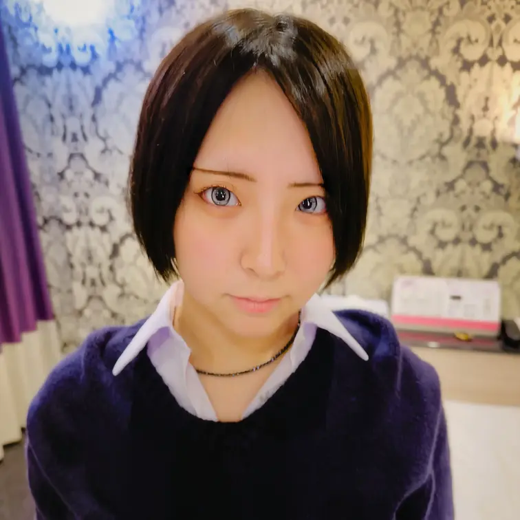 今回は、ボーイッシュでクールな見た目が最高にそそる“ちなつちゃん”です。