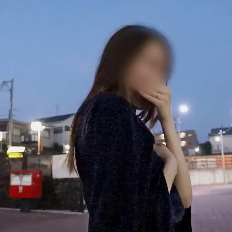 【性欲を吐き出すついでに憧れのハメ撮りと中出しを体験できれば一石三鳥。
効率重視の人妻。(旦那には言えないハメ撮り願望