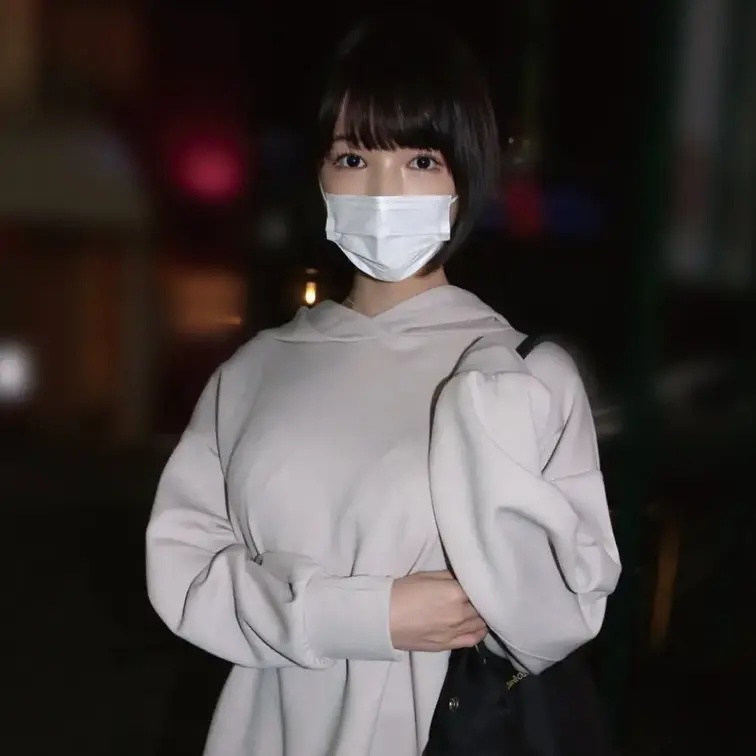 メロンクリームさん提供

＜奥様情報＞
年齢：26歳
趣味：猫と遊ぶ
職業：漫画専門古本店