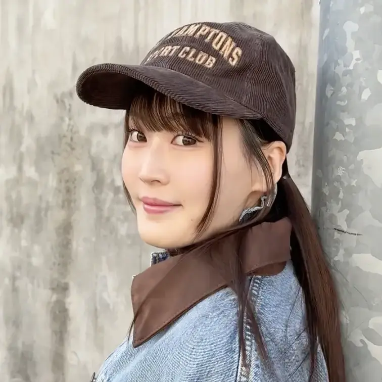 #334【HINA 23歳】
今回ストリートスナップに協力してくれたのは、ブラウンを差し色にしたコーデがオシャレなHI