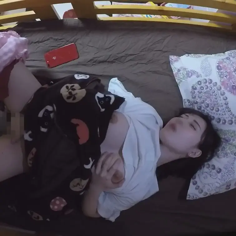 〇立墨〇病院看護師女子寮にて・・・