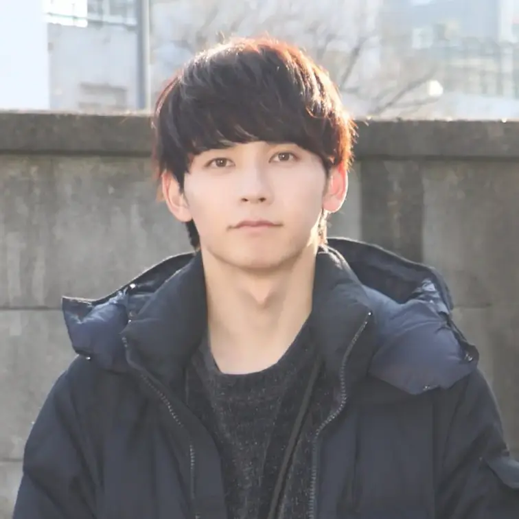 調査報告002

B・Tさん

かわいくてかっこいいイケメンさんです

今までモテてきたんだろうなって雰囲気