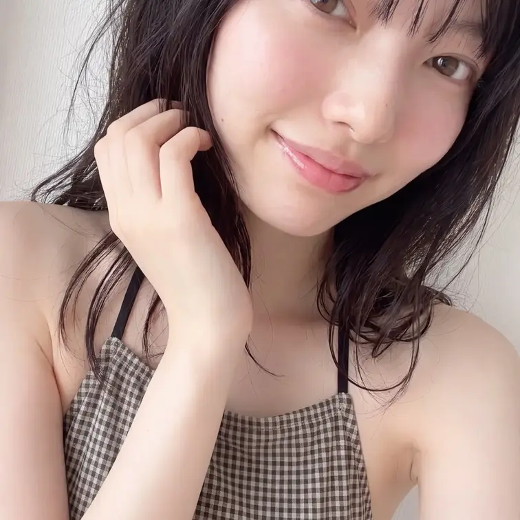 白石 糸🐶の画像: ワンピースの水着です！ セクシーじゃなくてごめんなさい🫠