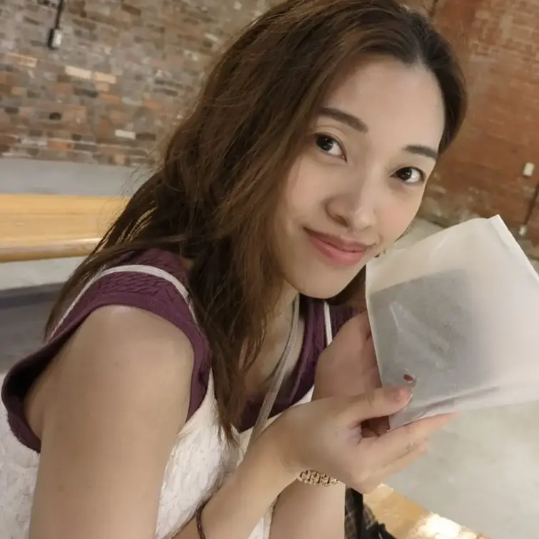 妻の恥ずかしい日常💕
顔有りVer👩
本編は顔出しになります💕
