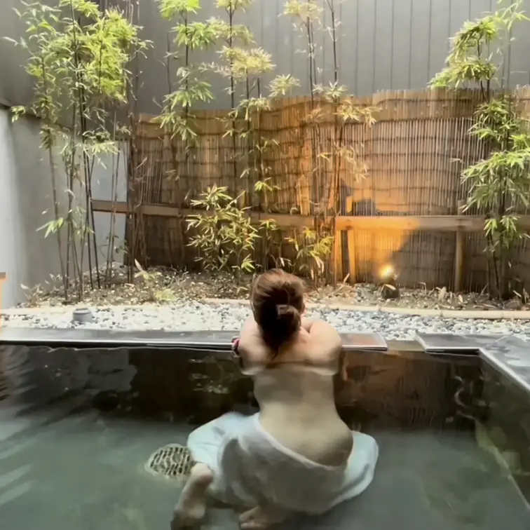 YouTubeに載せた動画になります🤗(ちょっと未公開映像含む)

フル動画は有料プランに載せています🤭💕熟女の胸や