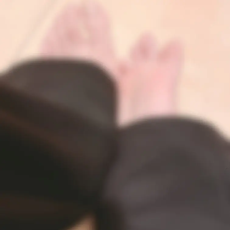 綺麗に撮れたつま先の写真2枚と足の裏が見える1枚☺︎♡
