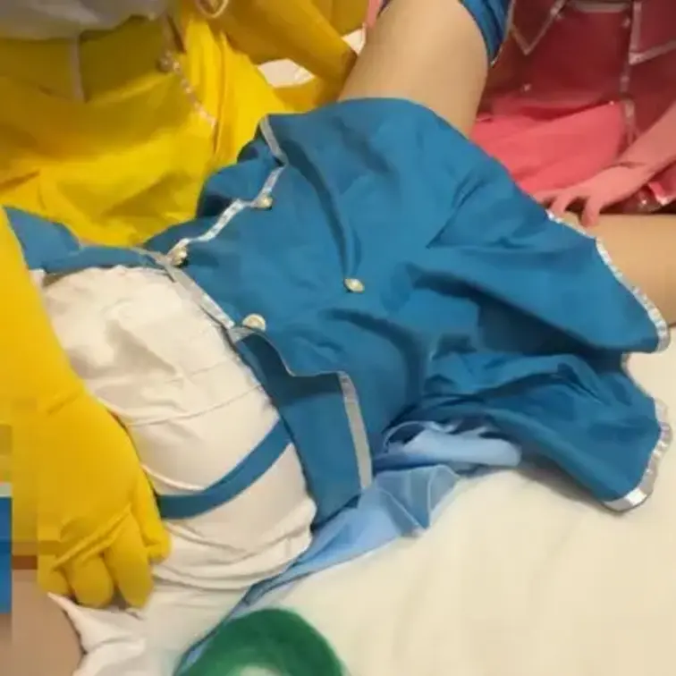 魔法少女のくすぐり訓練！ドMになっちゃった仲間を徹底的にくすぐり！
Magical girl tickle train
