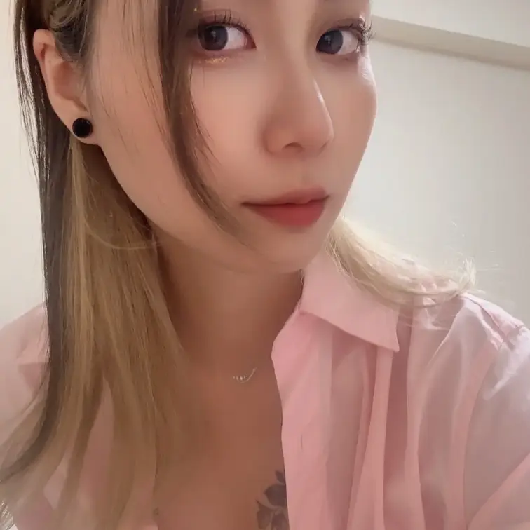 挟んでみる⁇♡
