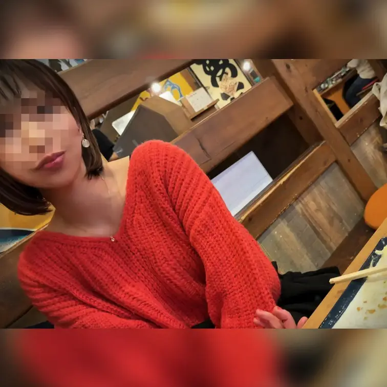 【無料】昼飲みした受験生ママは予想外の美乳だった。
遠征してまで会いに行ったのは受験生の子をもつママさん。人妻でありつ