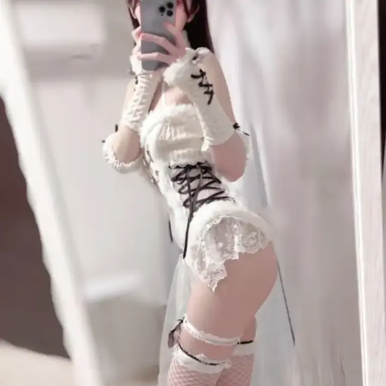 うさたんコスのおしりいっぱいバージョン🍑🐰

ちなみのむちむちおちりいっぱいみてね💖✨

色白なのでおちり叩かれ