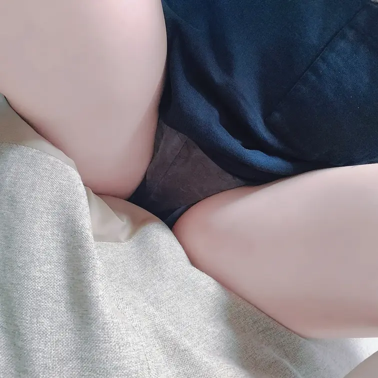 あなる大好き♡
大人のおもちゃで犯されました。