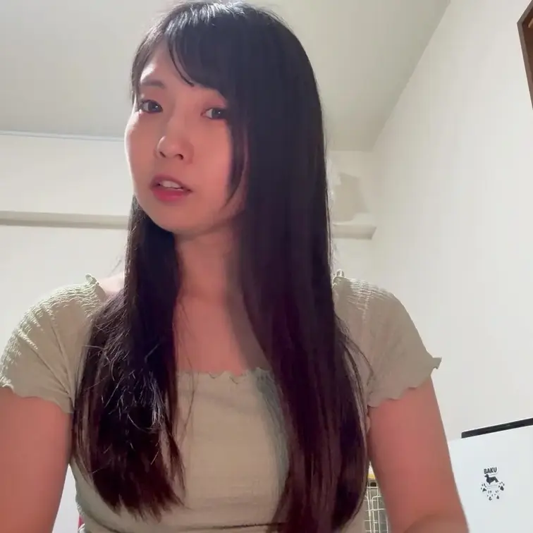 最新情報！短髪になったよ！！
まこが長い髪をバッサリ切る動画です。

切った髪が欲しい人がいたら動画購入者(サブス