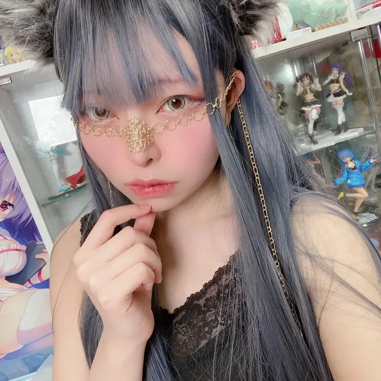 🦊居候のケモ耳娘にマンコを見せてもらえる権利🦊