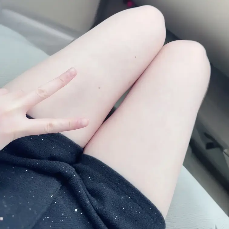 きりの私服っ🥰最近足出すのハマってる🥹
たま~に男の人に見られるの恥ずかしいんだよね…///