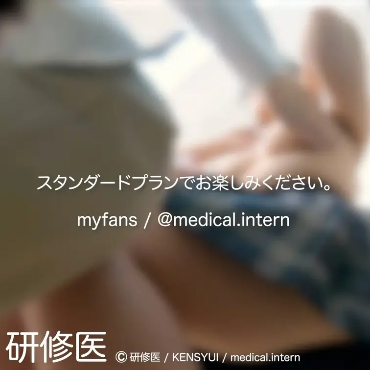 [診察・のぞき系映像]
この映像はカバン型亀でナイショに記録した健診風景です。

この生徒さんはブラジャーをしてい