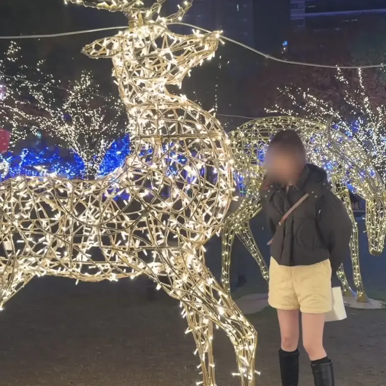 【福◯大学:看護学生友達にクリスマスプレゼント🎁】

クリスマス福◯大学の看護学生と遊んでたら

友達も近くにい