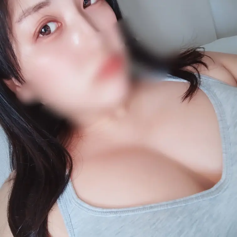【顔出し】こっそり顔出ししてるのでよかったらみてね


いいね押してくれたら嬉しいな