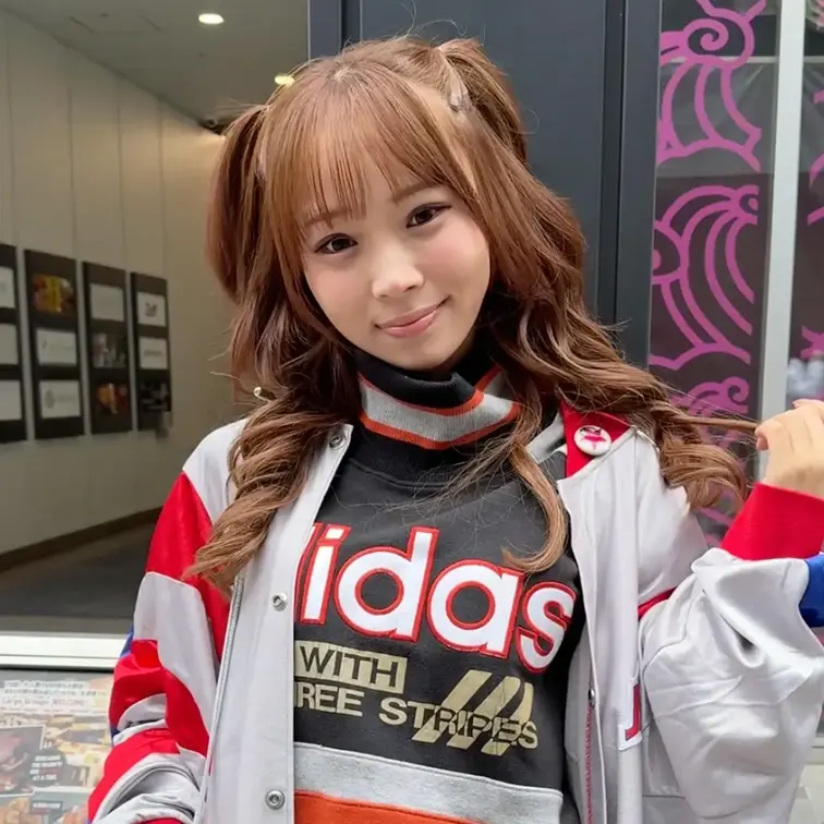 #362【REI 23歳】
今回ストリートスナップに協力してくれたのは、ポップな原宿コーデが可愛いREIちゃん😎
