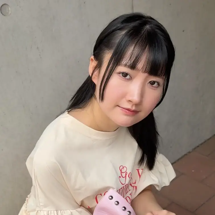 #310【KOHARU 21歳】
今回ストリートスナップに協力してくれたのは、パステルカラーのコーデが可愛いKOHAR