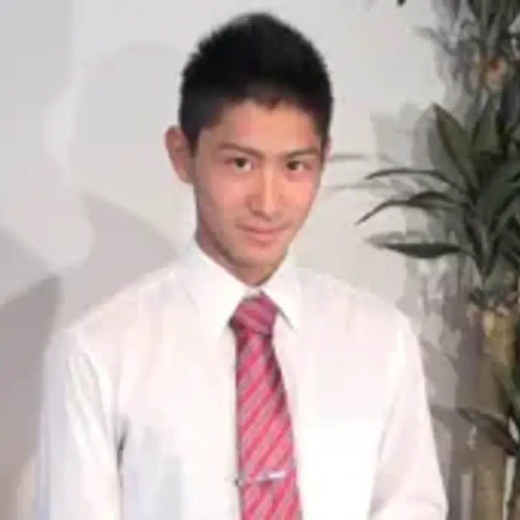 "スタッフ一押し☆超ピュアなピチピチ18才。。スーツ姿が初々しい爽やかイケメン男子が初登場！！経験人数6人です！！...