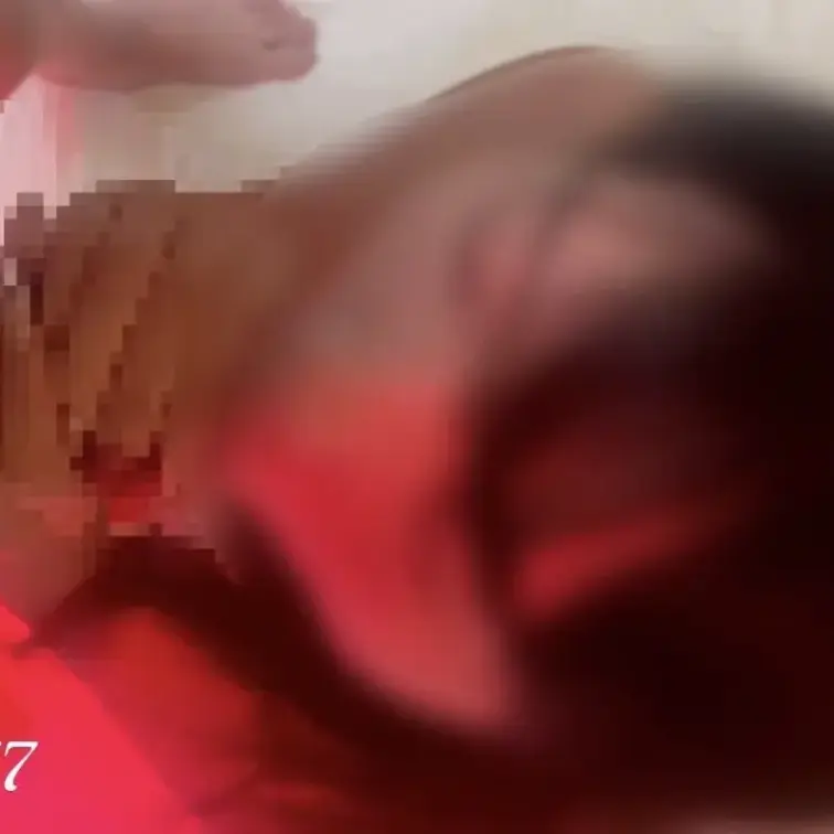 ふぇらちお動画まとめ💕

美味しいおちんちんぺろぺろして
お口の中ならあったかい精子だしてもらった🥺

裏筋と