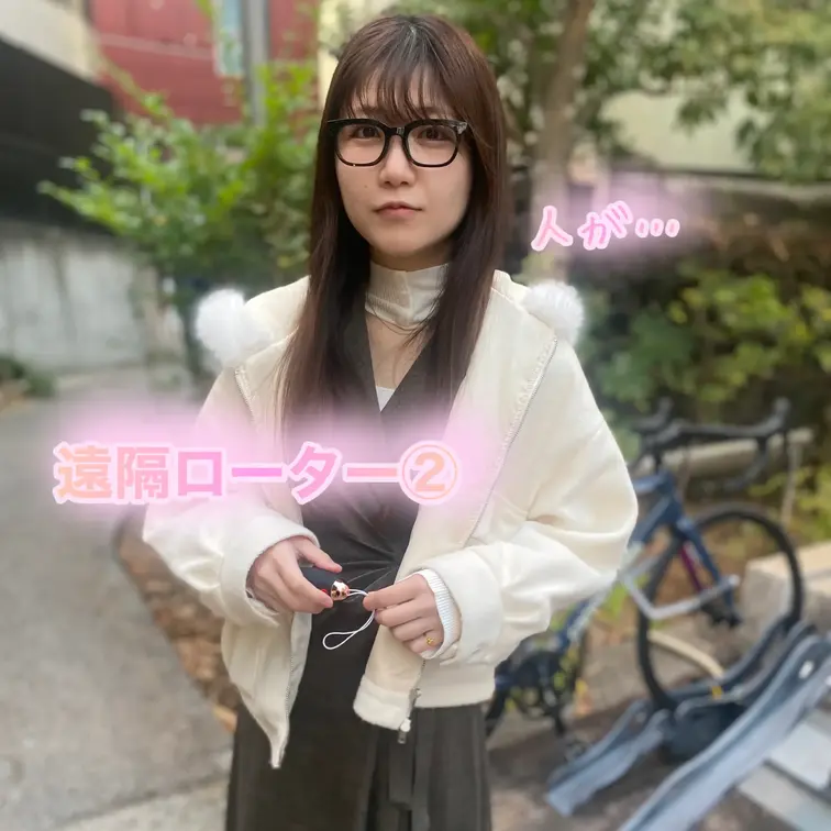 遠隔ローター② 人がいっぱい通るとこで初体験…