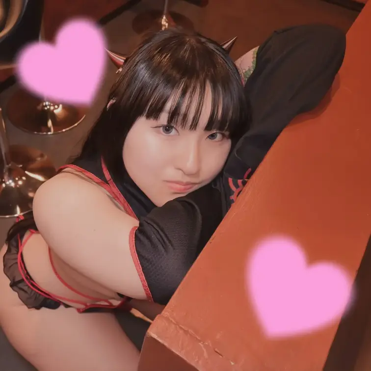 謝罪です。
なんとまだ、痛い。腫れている。
おいしいおにくが、たべたいね。