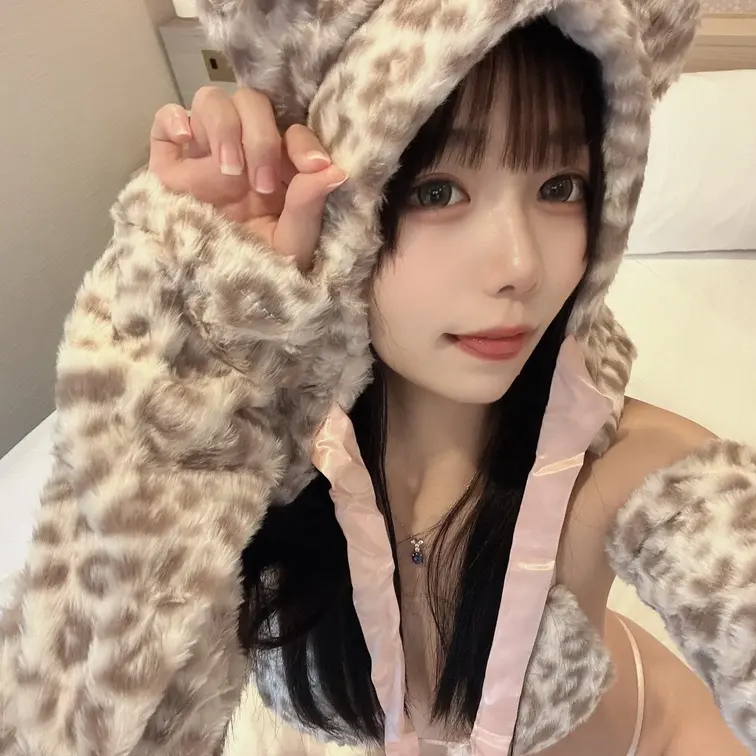 【超絶美女といちゃラブえっちver.2】

収録/アナル舐め&四つん這いしごき

人生はじめてのアナル舐めに挑戦