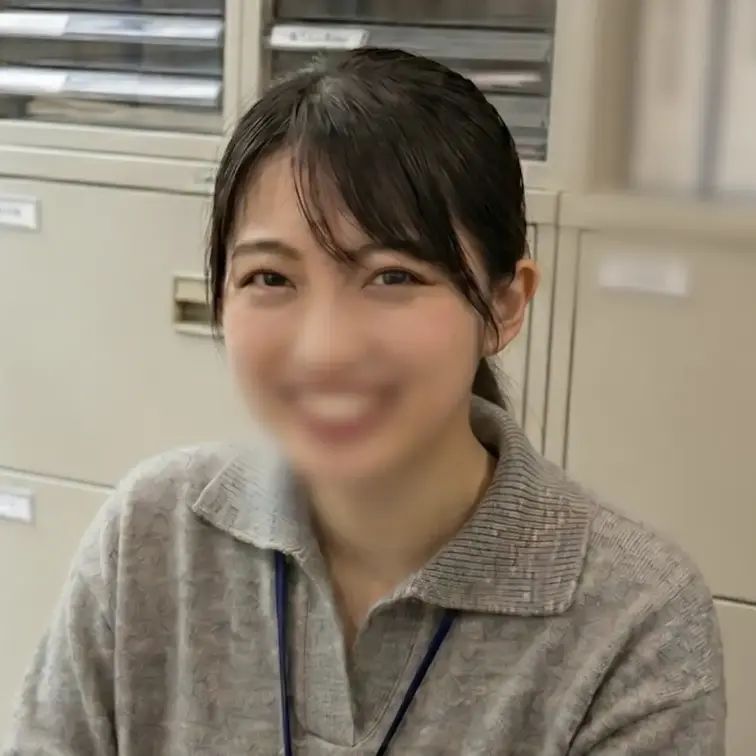 経験人数が１人(旦那)の、めちゃくちゃ押しに弱い事務の人妻さん。「旦那さんの仕事中、自宅行っていい？」って頼んで、生中S