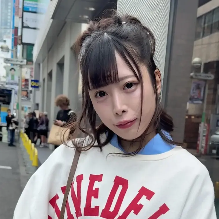 #361【MIKU 24歳】
今回ストリートスナップに協力してくれたのは、カジュアルコーデが可愛いMIKUちゃん😎
