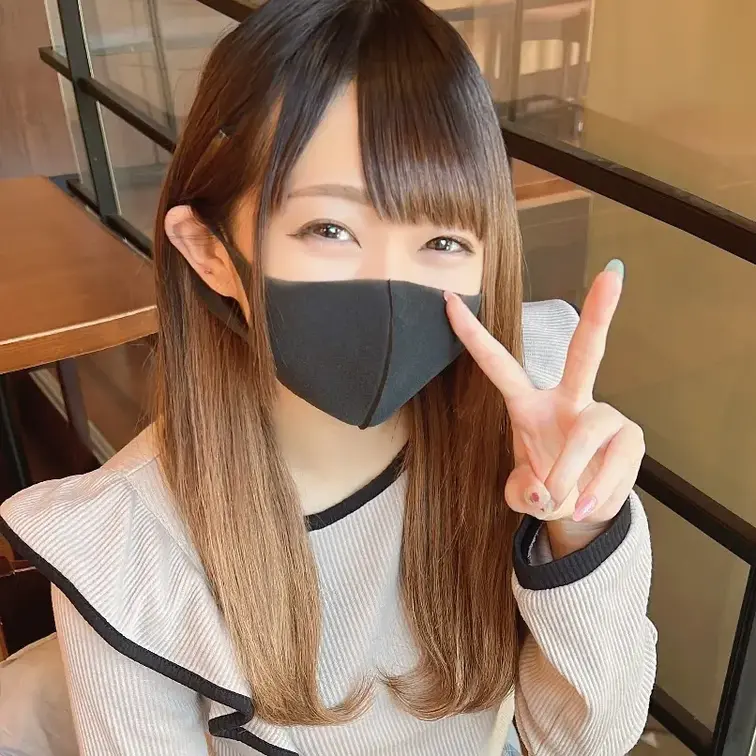アイドル候補生にピースさせながら膣奥中出し(^^)v

【内容】
メンバー3号の初動画です。
前から1人で活動し