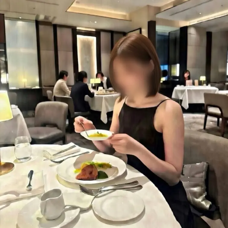 スレンダー美女の女子大生Sちゃん（21）を完全オナペット化👩🏻

以前会った彼氏持ち美人JDのSちゃんから「アオイさ