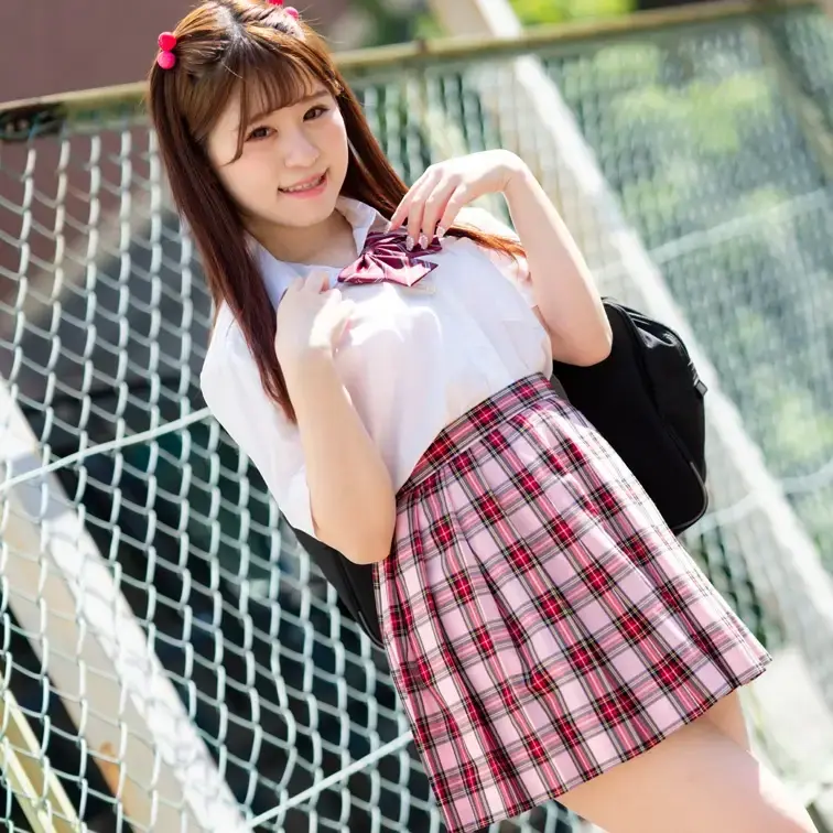 萌える制服美少女は…２１世紀生まれ！

「あぁっゴメンなさい…先にイッちゃいます!!」
見た目は清楚なお嬢様…しか