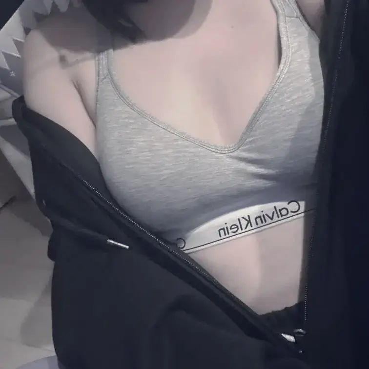 おっぱい揉むだけ