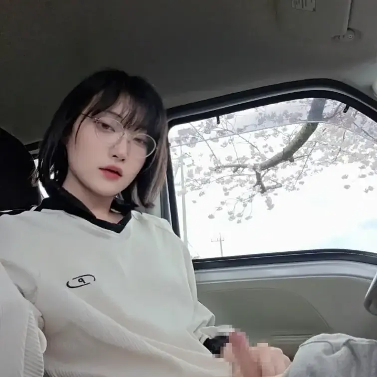 お仕事帰りにオナニー　見られたかも　わたしがやりました