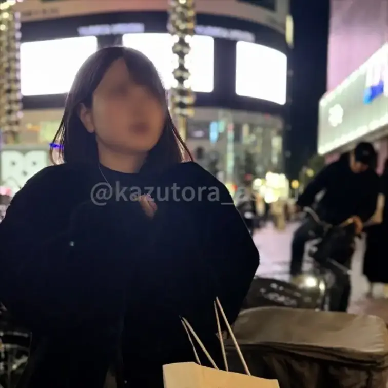 ⚠️5日間限定販売⚠️🚨12月27日〜31日まで🚨
【完全顔出し】水泳部の○○○処女との密会
部活引退してから暇にな