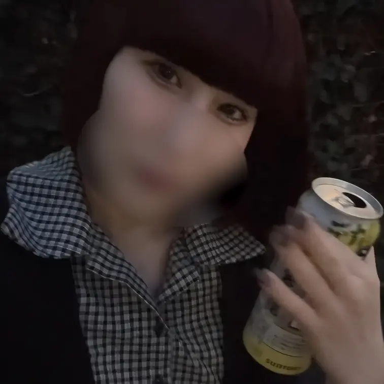 【本編顔出し】　S様　現役女王様
----------
関連動画↓
• https://myfans.jp/posts/44dbb0bf-7ec2-4d3c-b9f5-ccde7541aea0?swipe=1&sort_key=publish_start_at

• https://myfans.jp/posts/9f4a8701-2b14-401a-8008-83f81096e56a?utm_medium=referral&utm_source=share&utm_campaign=post_share
---------
M男/手コキ/痴女 (1/2)