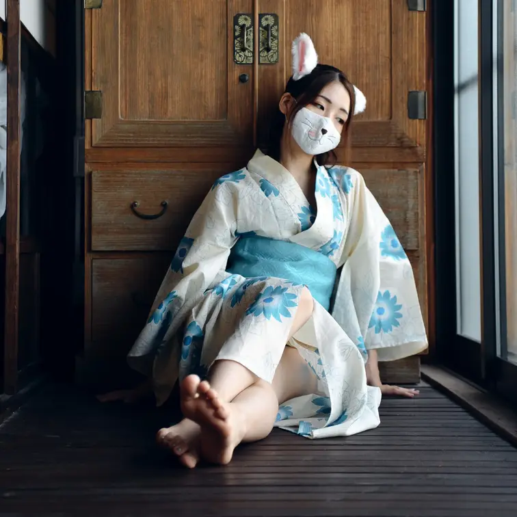 初めまして、
しろねこみゃあこと申します🐈
小さいころから好奇心旺盛で、
おにゃに大好きでした//
気が付いたら