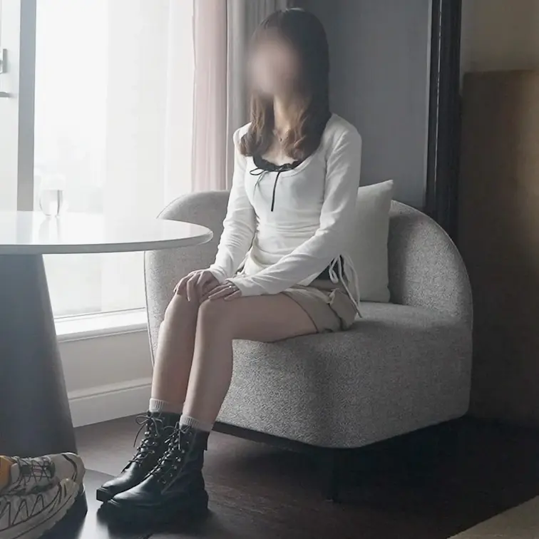 「雄さんのわんちゃんにして欲しいです」首絞めだけで爆イキしちゃう3才女の子のママと再会（2時間11分）

専業主婦と